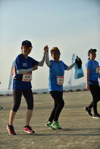 BIB: 8338, 8349
                            <button type="button" onclick="openModal(3181882)" class="btn btn-primary btn-sm float-right btn-popup" data-toggle="modal" data-target=".modal-high-quality">
                        <i class="fas fa-shopping-cart"></i> Add to Cart
                    </button>
                                            <button type="button" onclick="isThisMe(3181882, true)" class="btn btn-success btn-sm float-right btn-popup btn-isme hidden" data-toggle="tooltip" data-placement="bottom" title="นี่คือรูปของคุณใช่ไหม คลิกที่นี่เพื่อเอาเข้าอัลบั้ม">
                        <i class="fas fa-plus"></i> Add to album
                    </button>
                    <button type="button" onclick="isThisMe(3181882, false)" class="btn btn-warning btn-sm float-right btn-popup btn-isnotme hidden">
                        <i class="fas fa-ban"></i> Remove from album
                    </button>